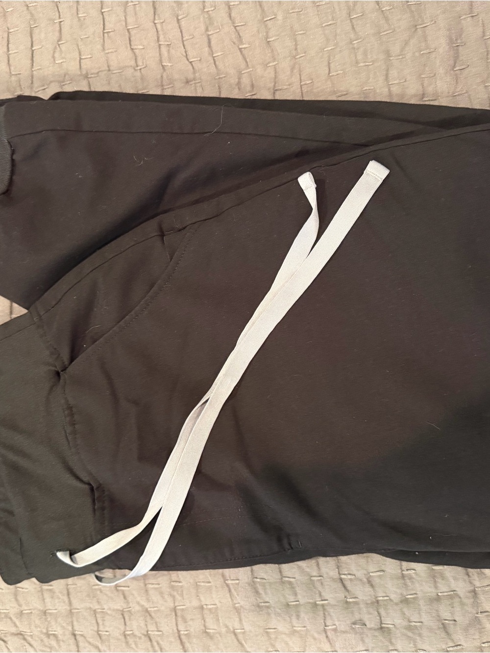 Black Jogger figs